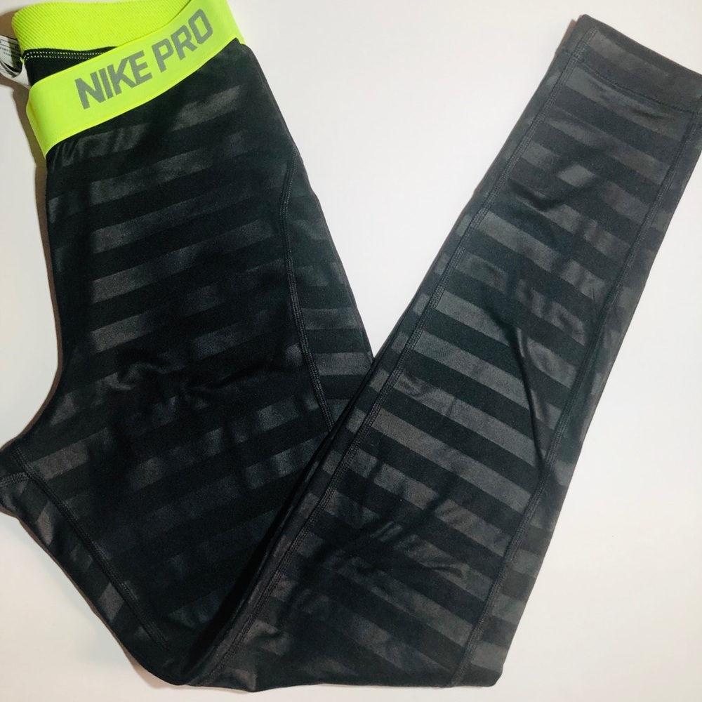 Nike leggings
